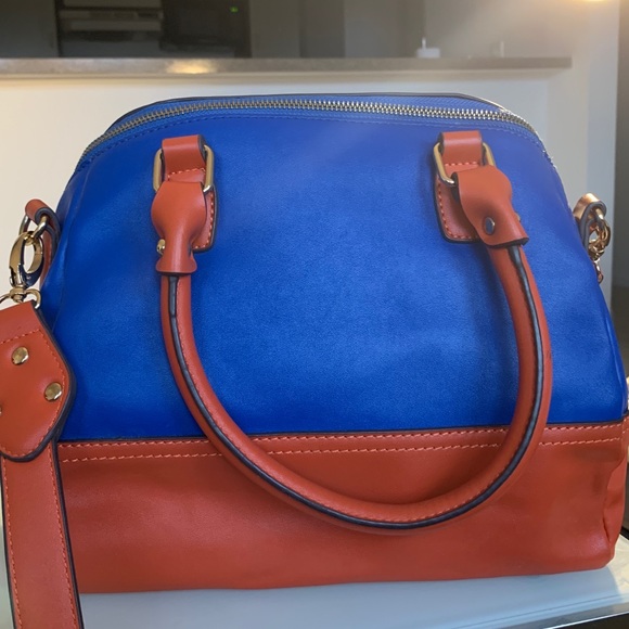 Handbag - Picture 2 of 2